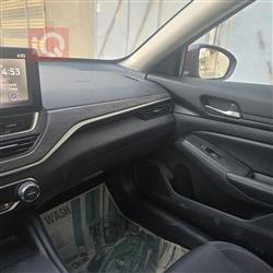 نيسان ألتيما